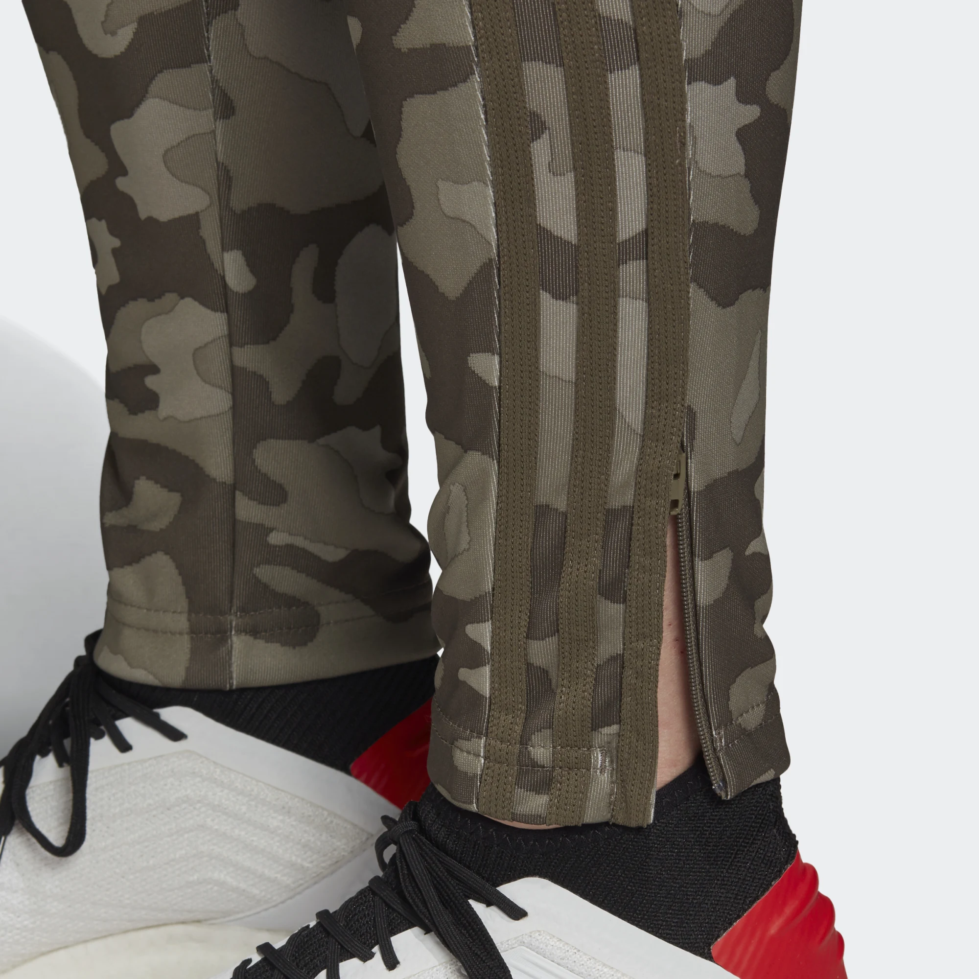 [GE4791] Womens Adidas Tiro AOP Pant