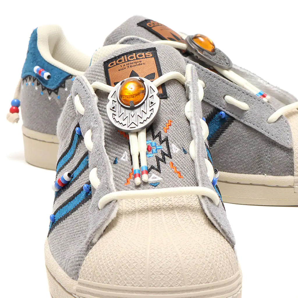 [S29064] Mens Adidas SUPERSTAR LACELESS