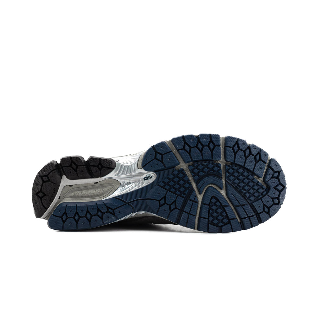 [M2002RXC] Mens New Balance 2002R 'GORE-TEX CASTLEROCK'