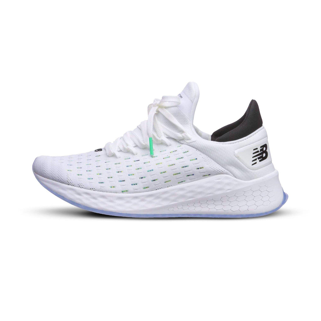 [MLZHKRW2] Mens New Balance LAZR V2 - sneakAR