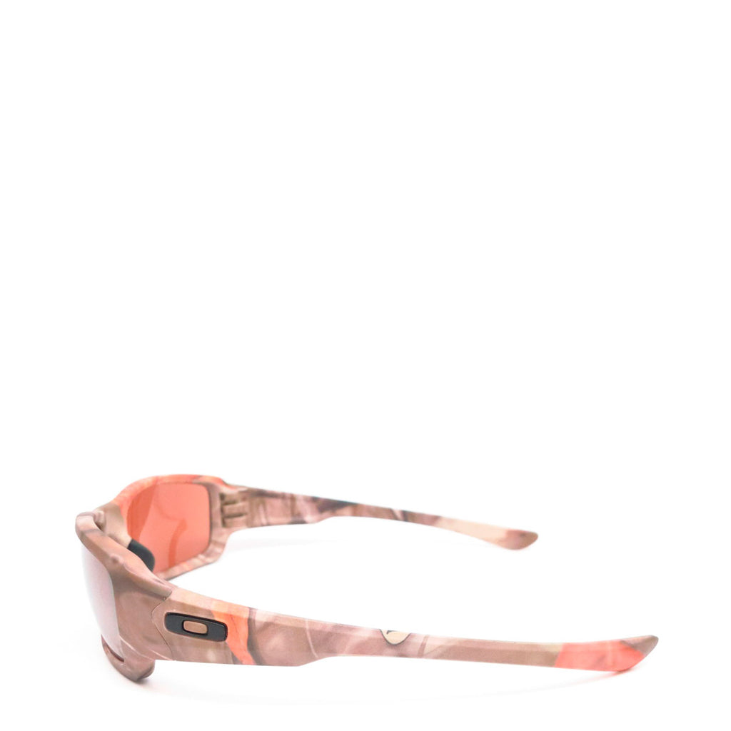 [OO9238-16] Fives Squared