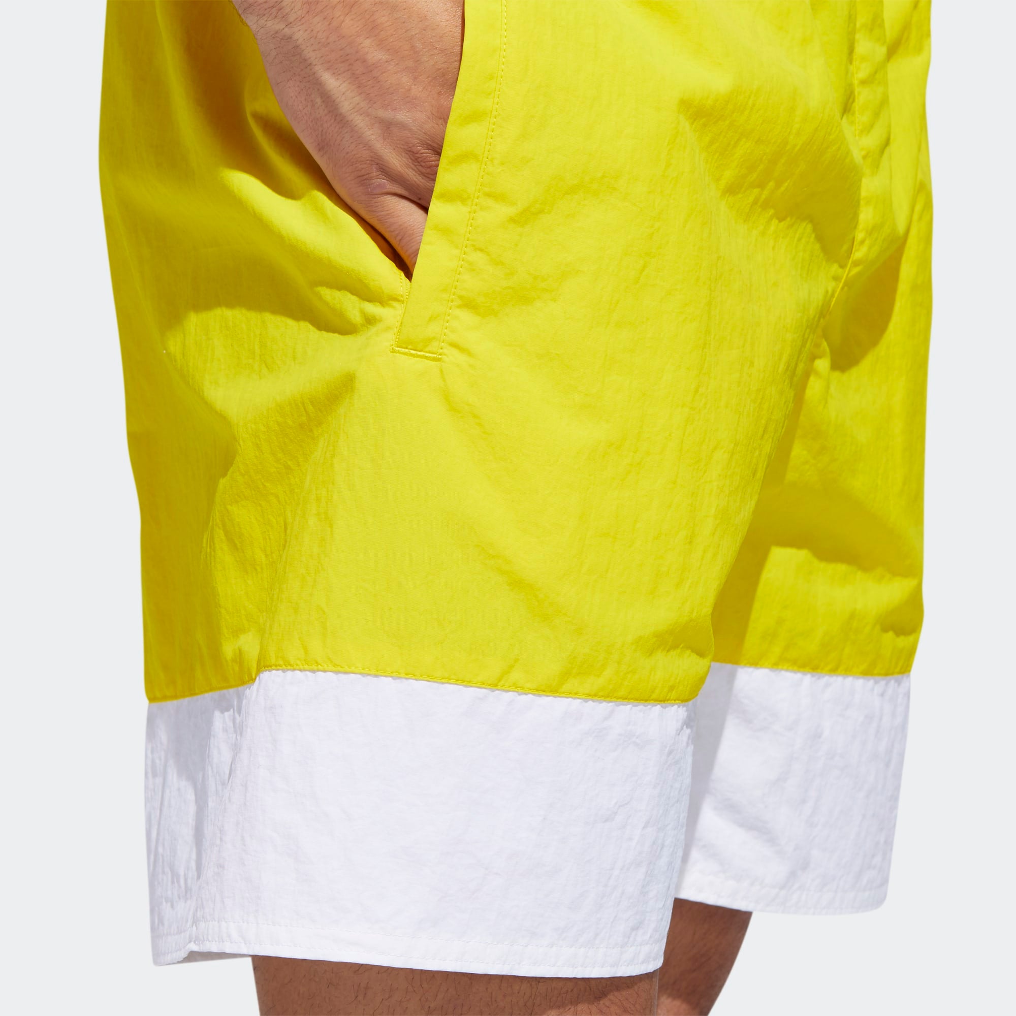 [GD0954] Mens Adidas Originals Pride Freestyle Woven Shorts