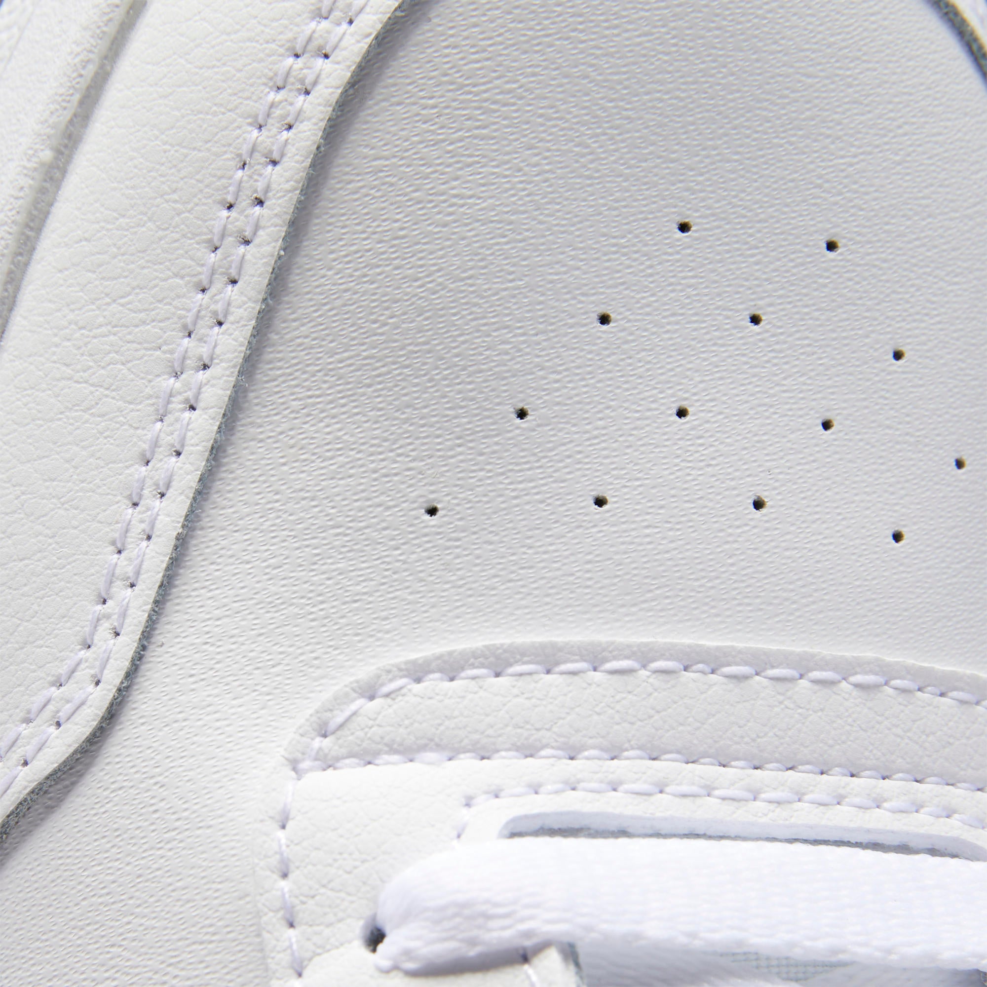 [V68165] Mens Reebok Club Memt (4E Width)