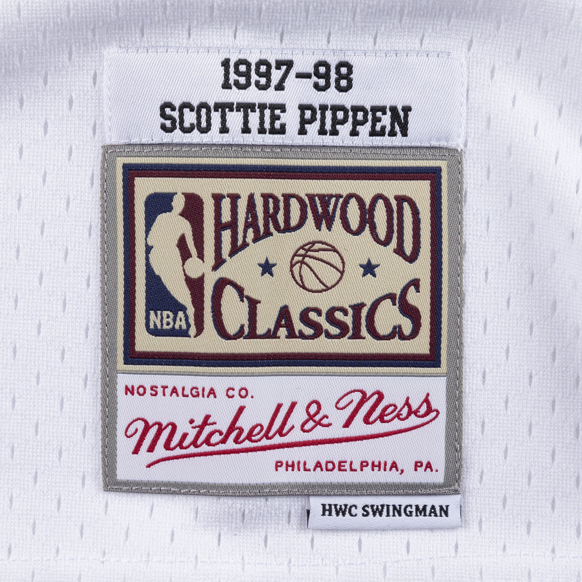 Mens Mitchell & Ness NBA Home Swingman Jersey Chicago Bulls 97-98 Scottie Pippen