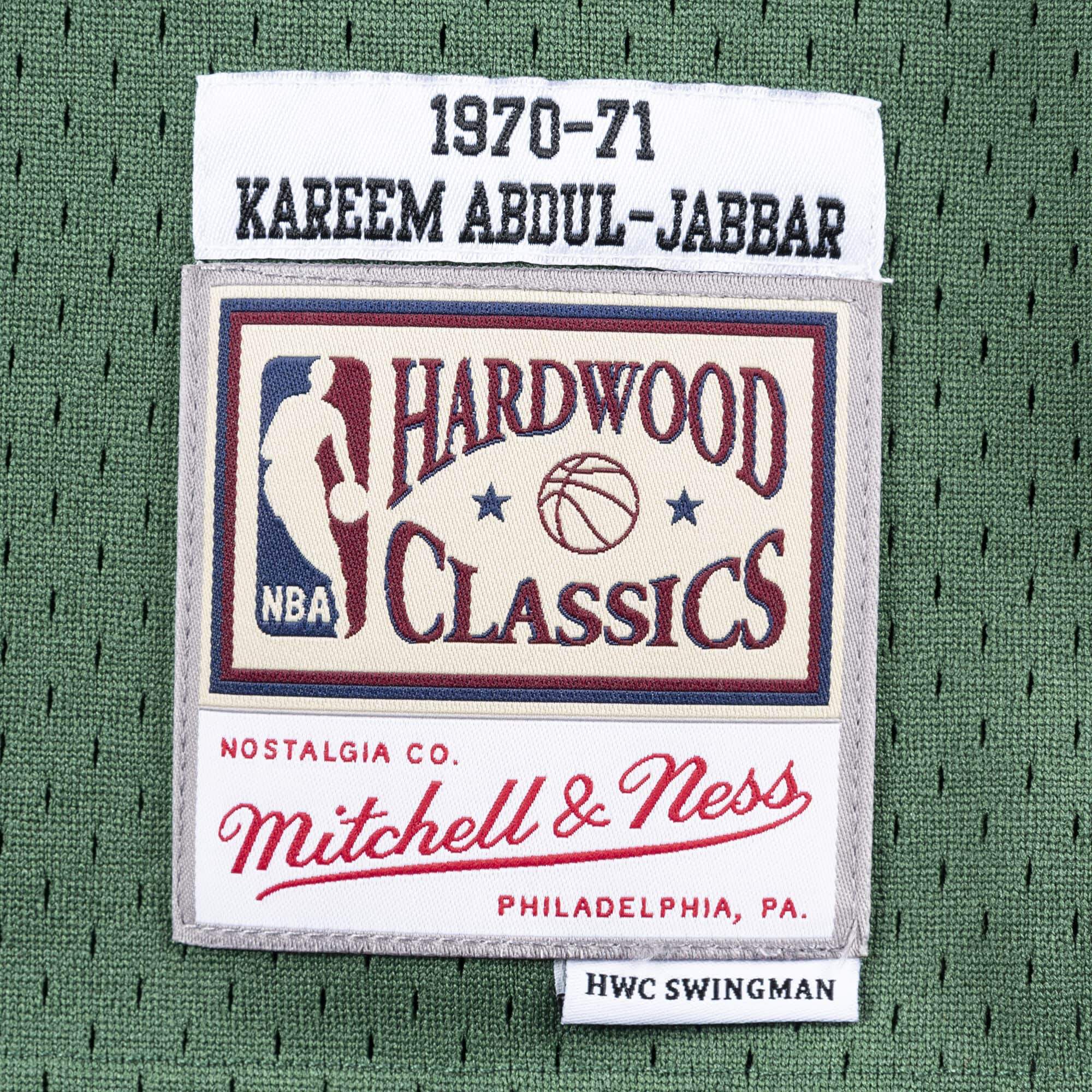 [SMJYAC18107-MBUDKGN70KAB] Mens Mitchell & Ness NBA Swingman Jersey Bucks 70 Kareem Abdul-Jabbar