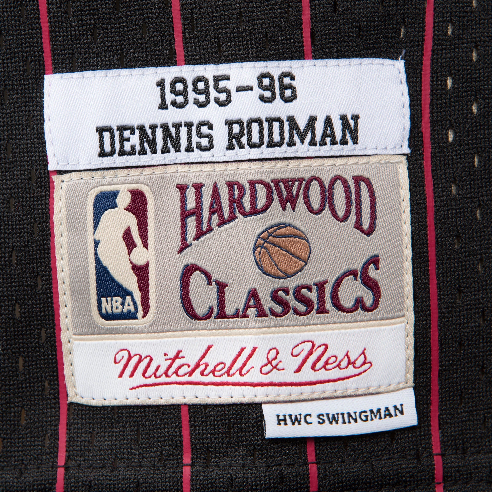 Mens Mitchell & Ness NBA Swingman Alternate Jersey Bulls 1995 Dennis Rodman