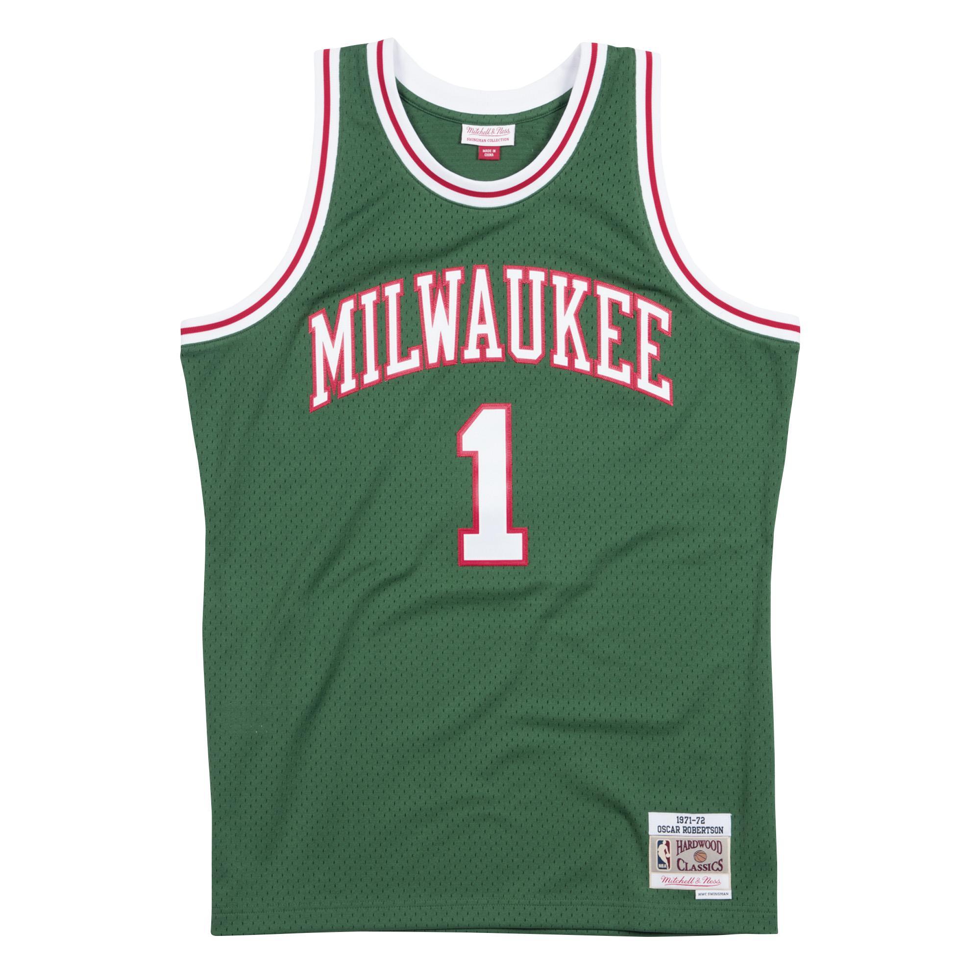 [SMJYGS18180-MBUDKGN71ORO] Mens Mitchell & Ness NBA Swingman Road Jersey Bucks 71 Oscar Robertson