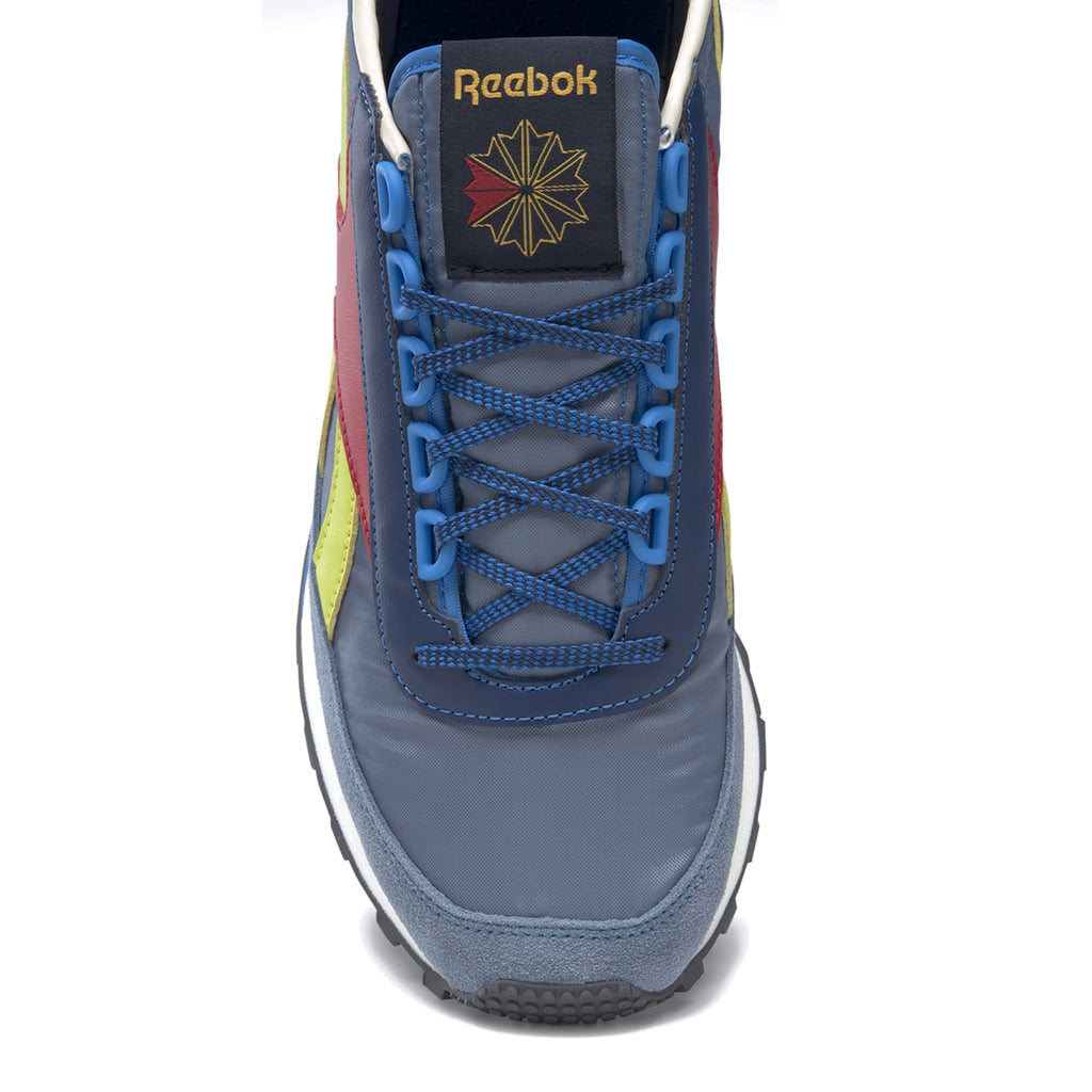 [V66695] Mens Reebok Aztec OG