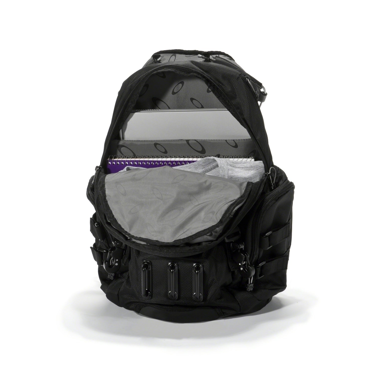 [92356-013] Mens Oakley Bathroom Sink Backpack