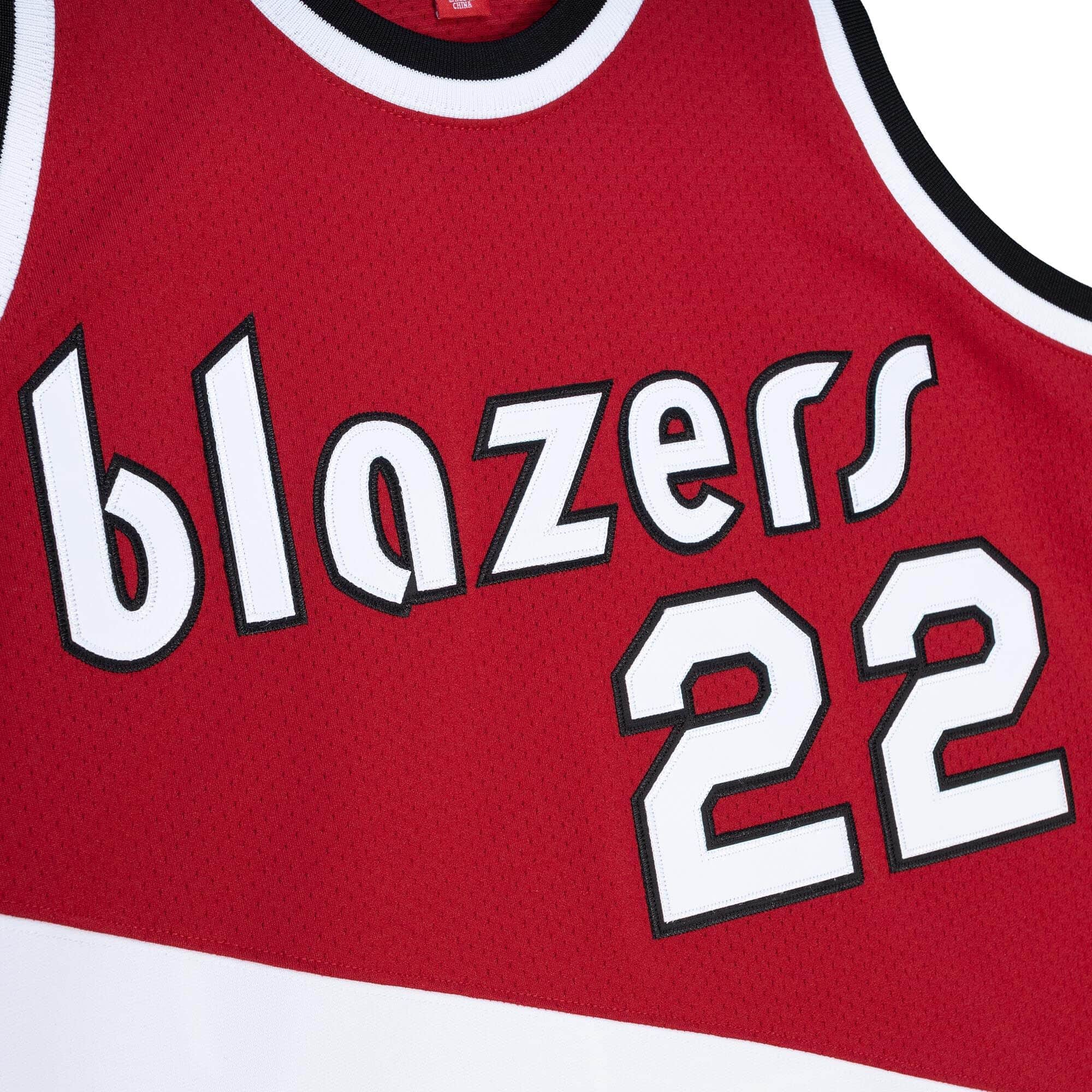 MITCHELL & NESS NBA AUTHENTIC JERSEY PORTLAND TRAIL BLAZERS 83 CLYDE DREXLER