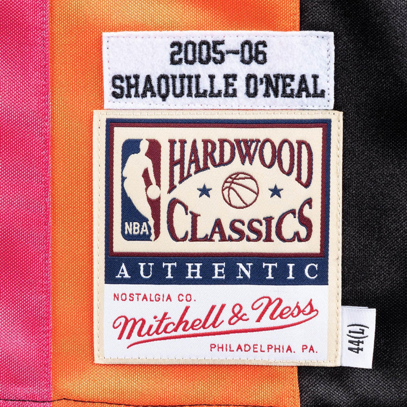 Mens Mitchell & Ness NBA Authentic Jersey Miami Heat 2005-06 Shaq O'Neal - sneakAR