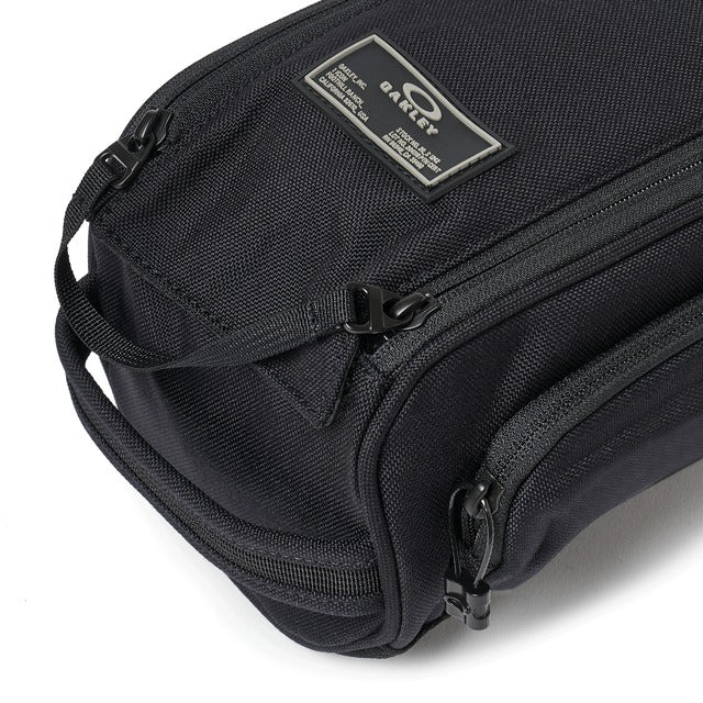 [921438-02E] Mens Oakley Icon Beauty Bag
