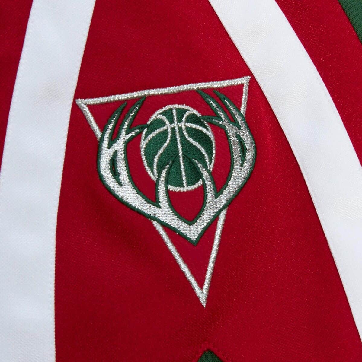 MITCHELL & NESS NBA ROAD SHORTS MILWAUKEE BUCKS 2013