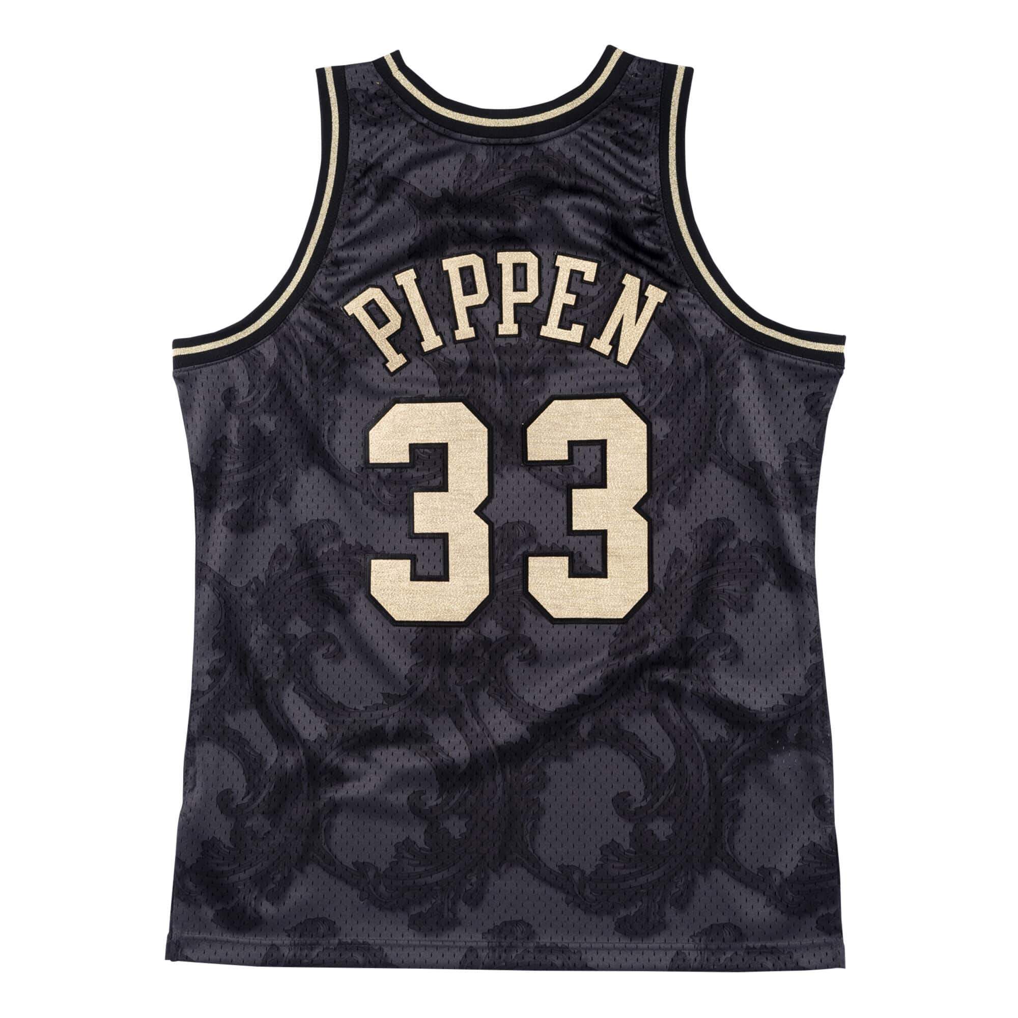Mens Mitchell & Ness NBA Gold Toile Swingman Jersey 1997 Chicago Bulls Pippen