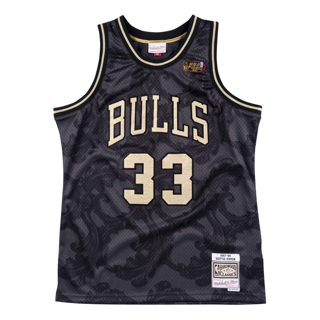 Mens Mitchell & Ness NBA Gold Toile Swingman Jersey 1997 Chicago Bulls Pippen