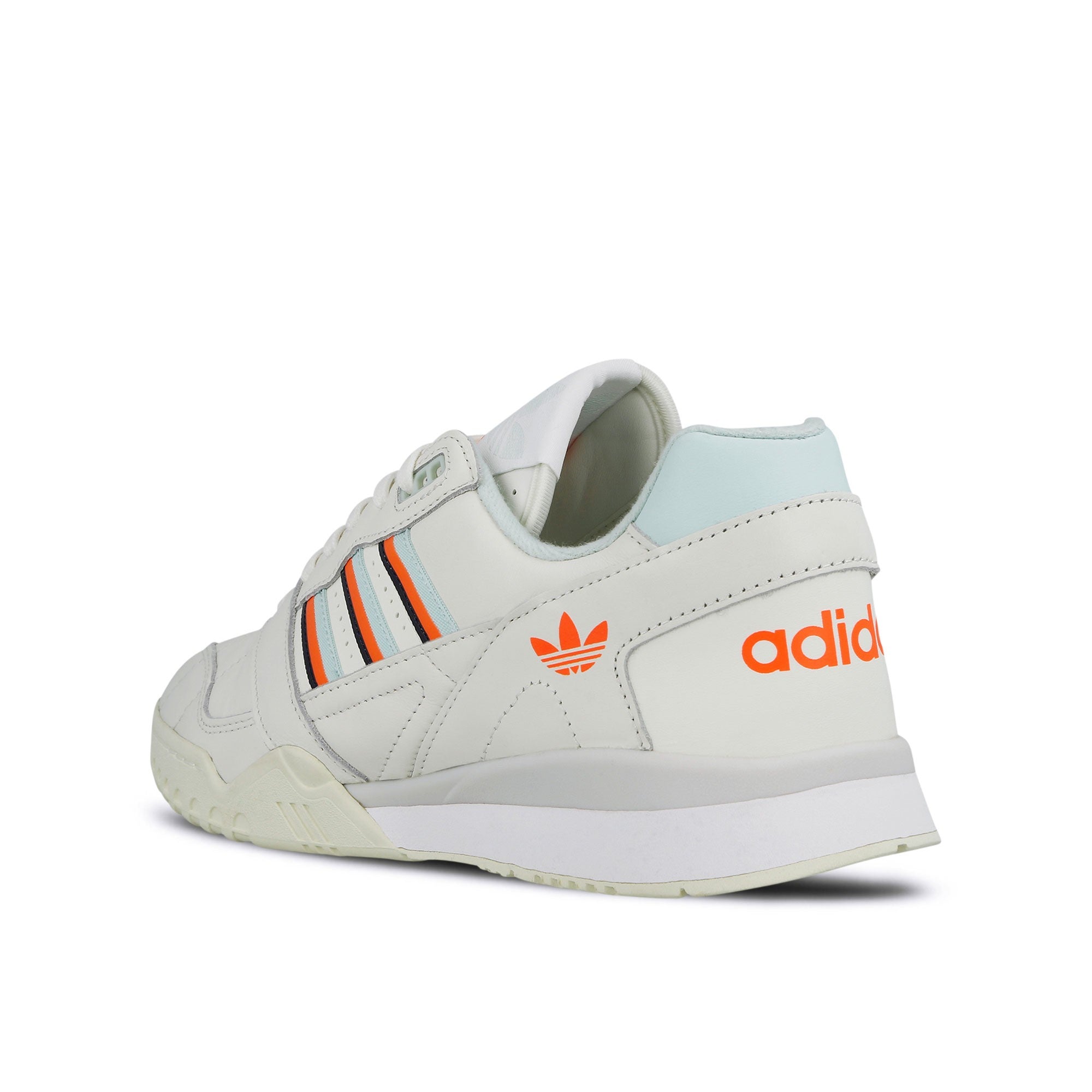[D98157] Mens Adidas A.R. Trainer