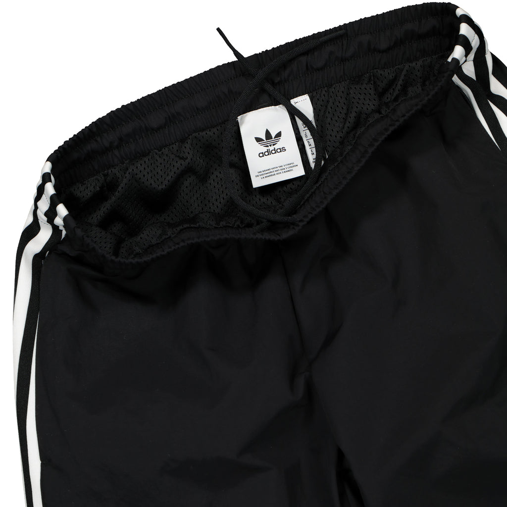 [ED6097] Mens Adidas Originals Woven Lockup Trackpant