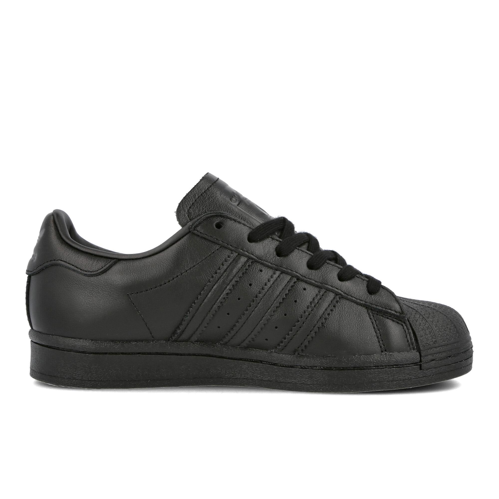 [FV3343] Womens Adidas Superstar - sneakAR