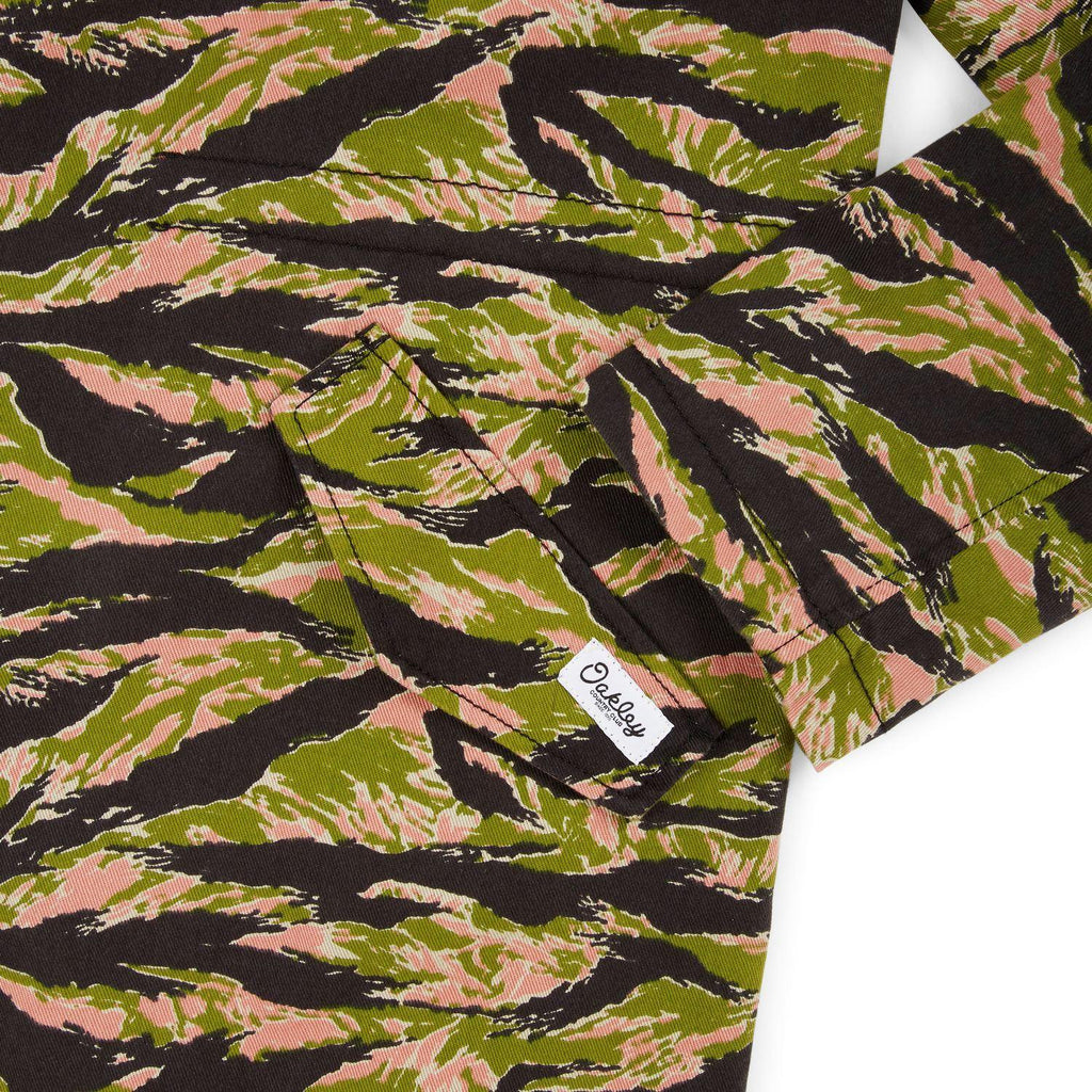 [412808-98T] Mens Oakley Tiger Camo Parka TNP - sneakAR