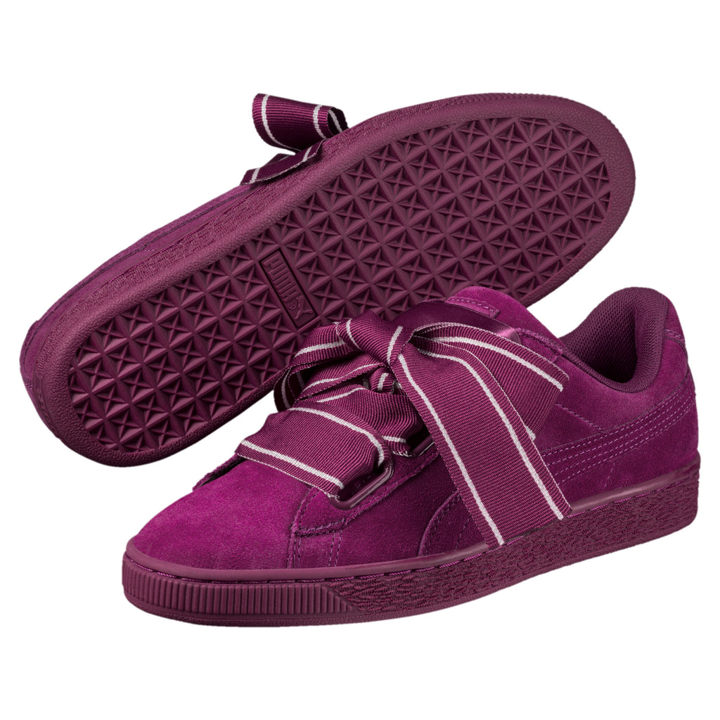 [364084-02] Womens Suede Heart Satin Ii
