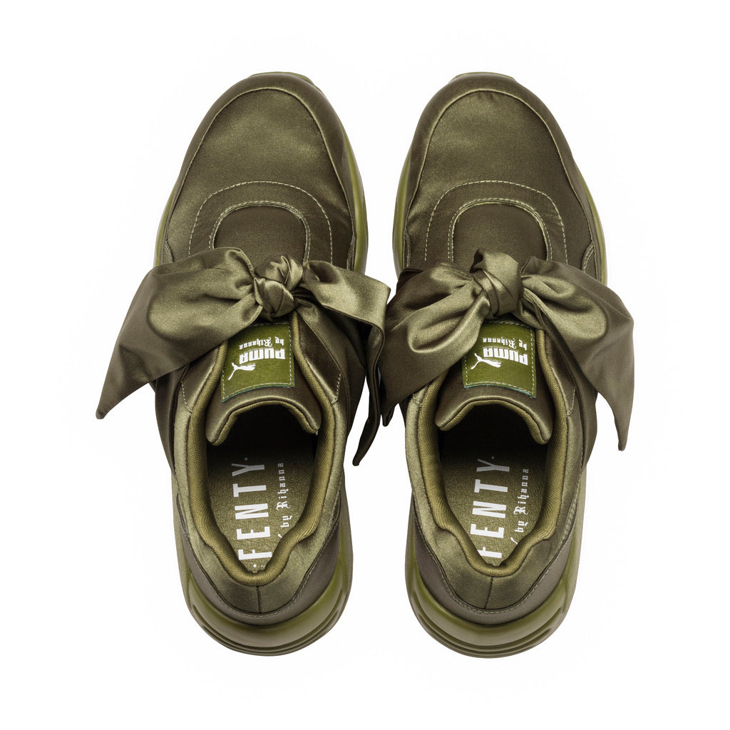 [365054-04] Womens Puma Bow Sneaker