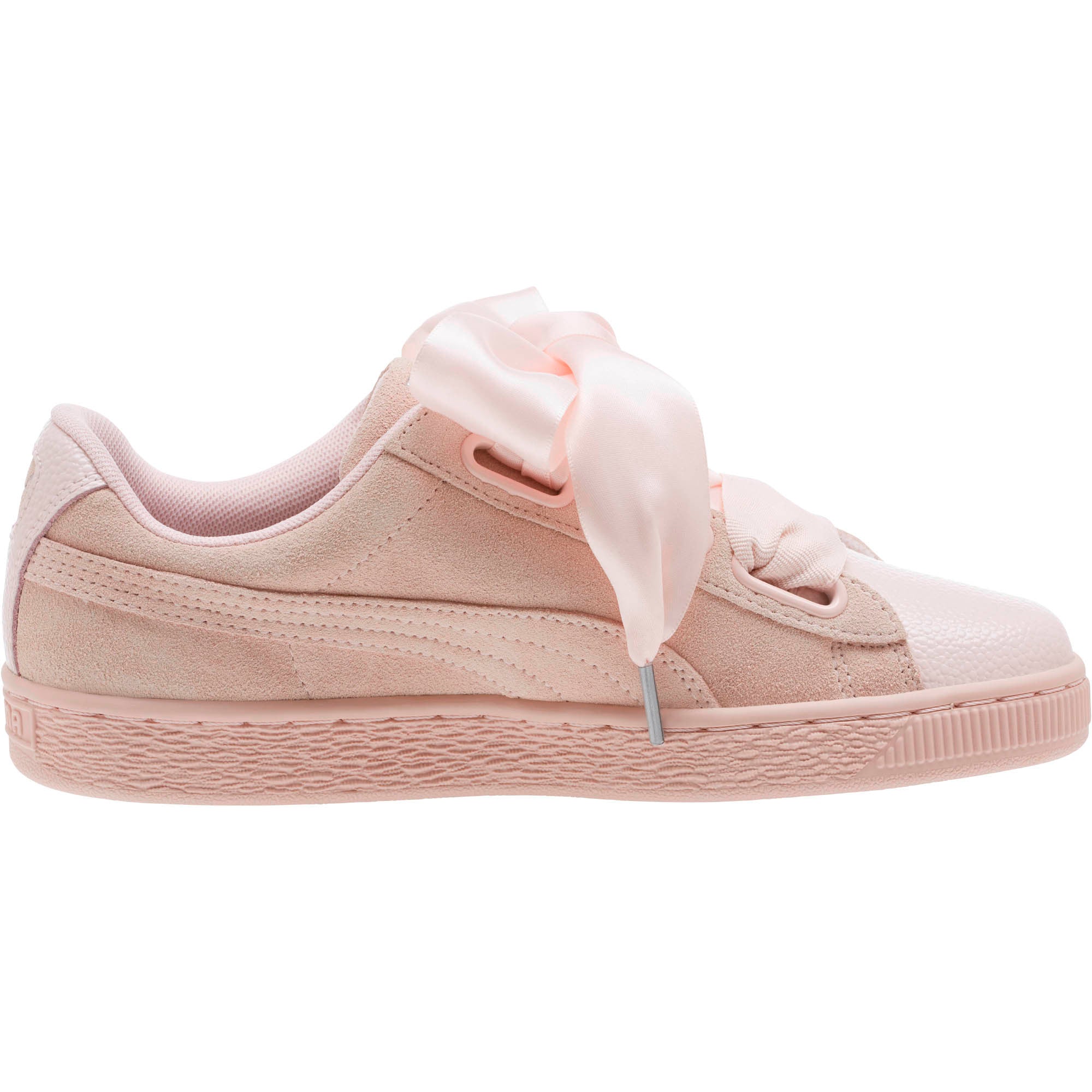 [366441-02] Womens Suede Heart Bubble