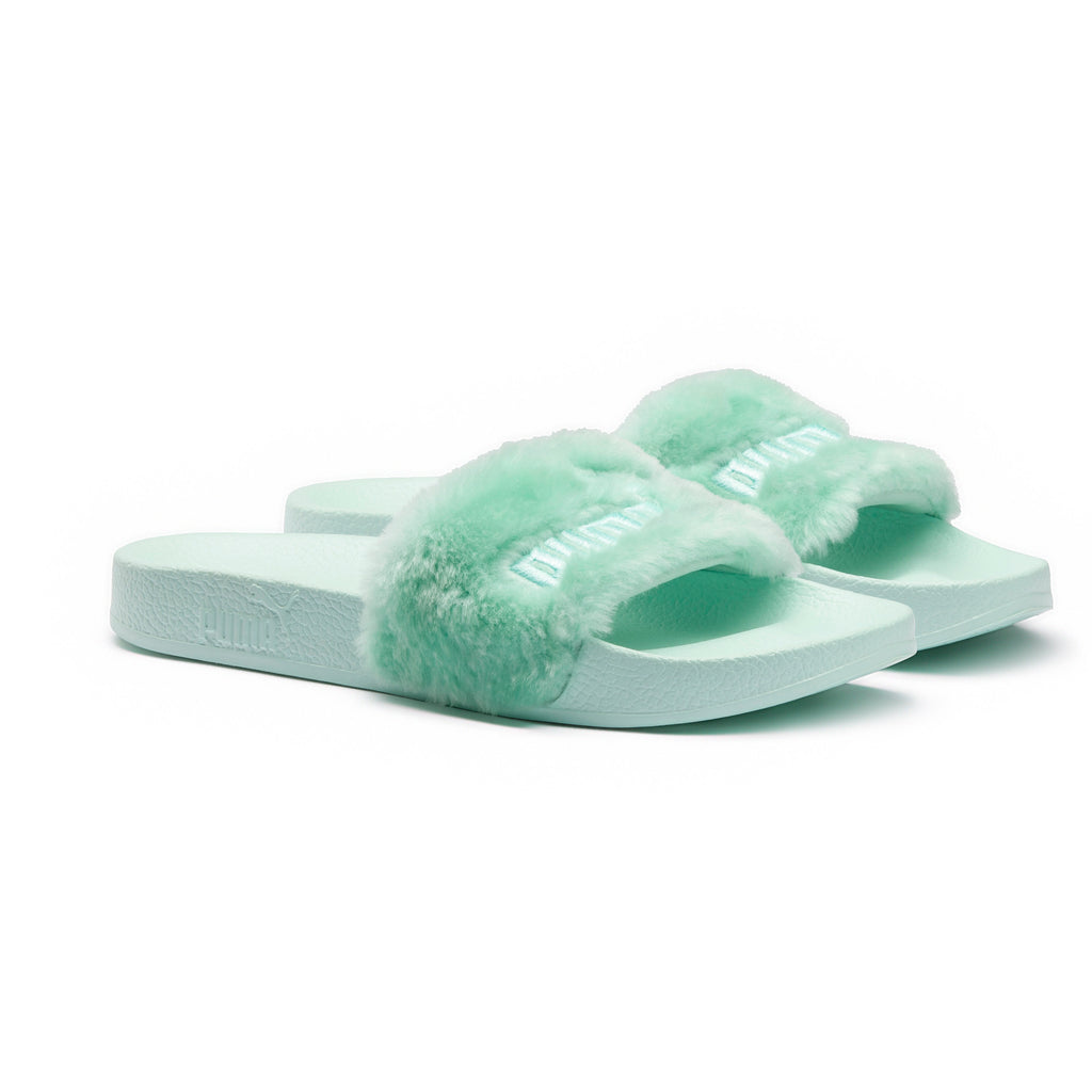 [365772-01] Womens Fur Slide
