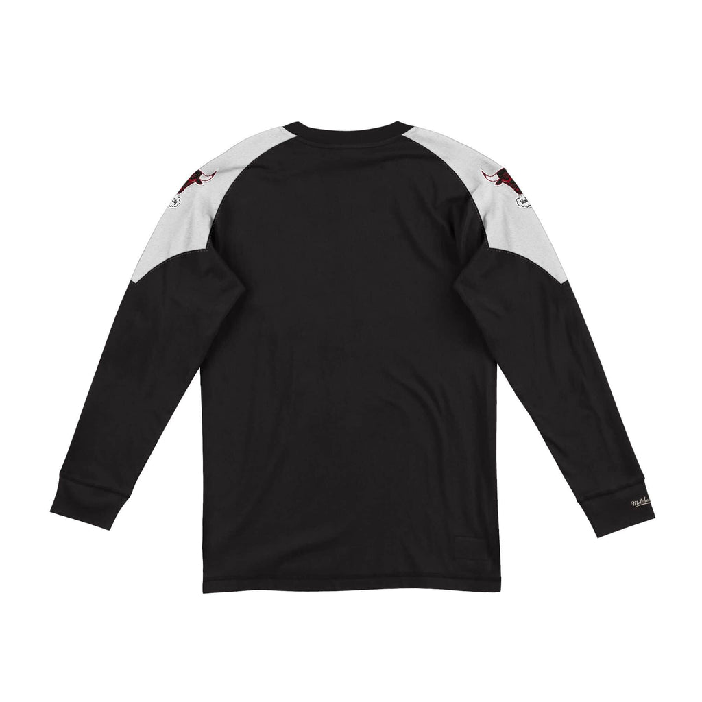 [LNSLDF18022-CBUBLCK] Mens Mitchell & Ness NBA Team Inspired Long Sleeve Bulls - sneakAR