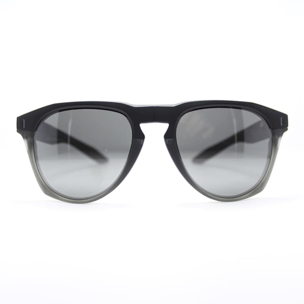 [EV1021-002] Mens Nike Essential Navigator Sunglasses - sneakAR