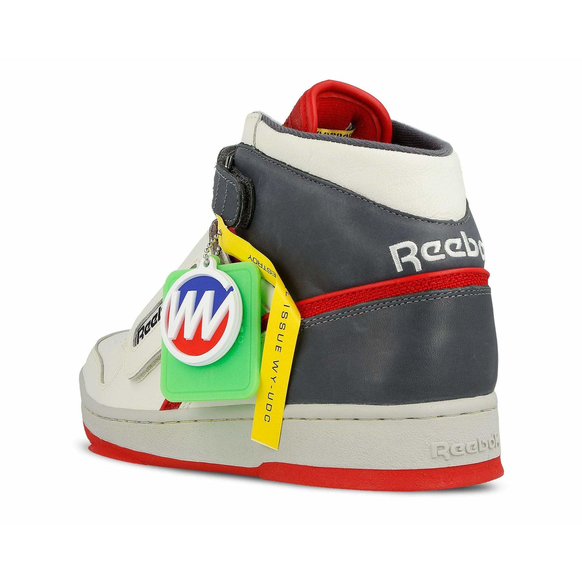 [DV8578] Mens Reebok Alien Fighter Bishops - sneakAR