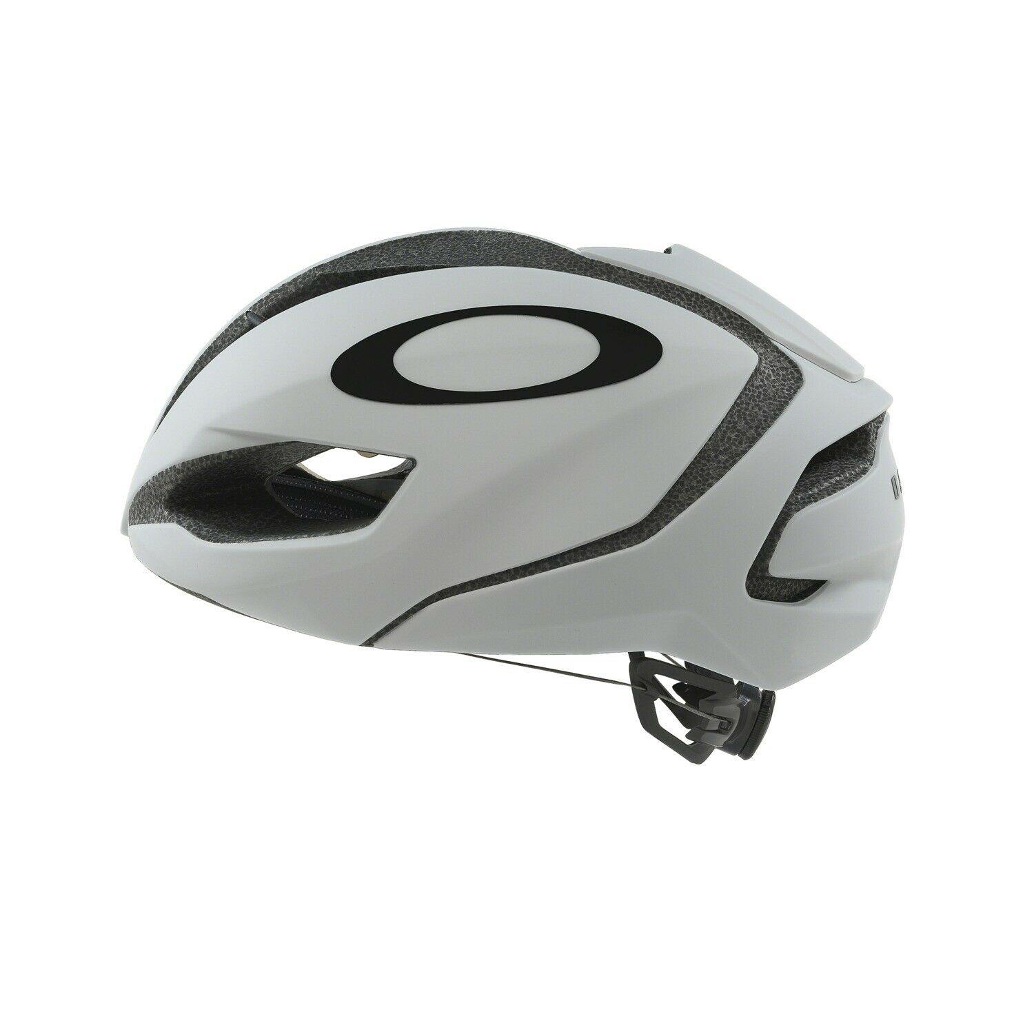 [99469-20E] Mens Oakley ARO5 - sneakAR