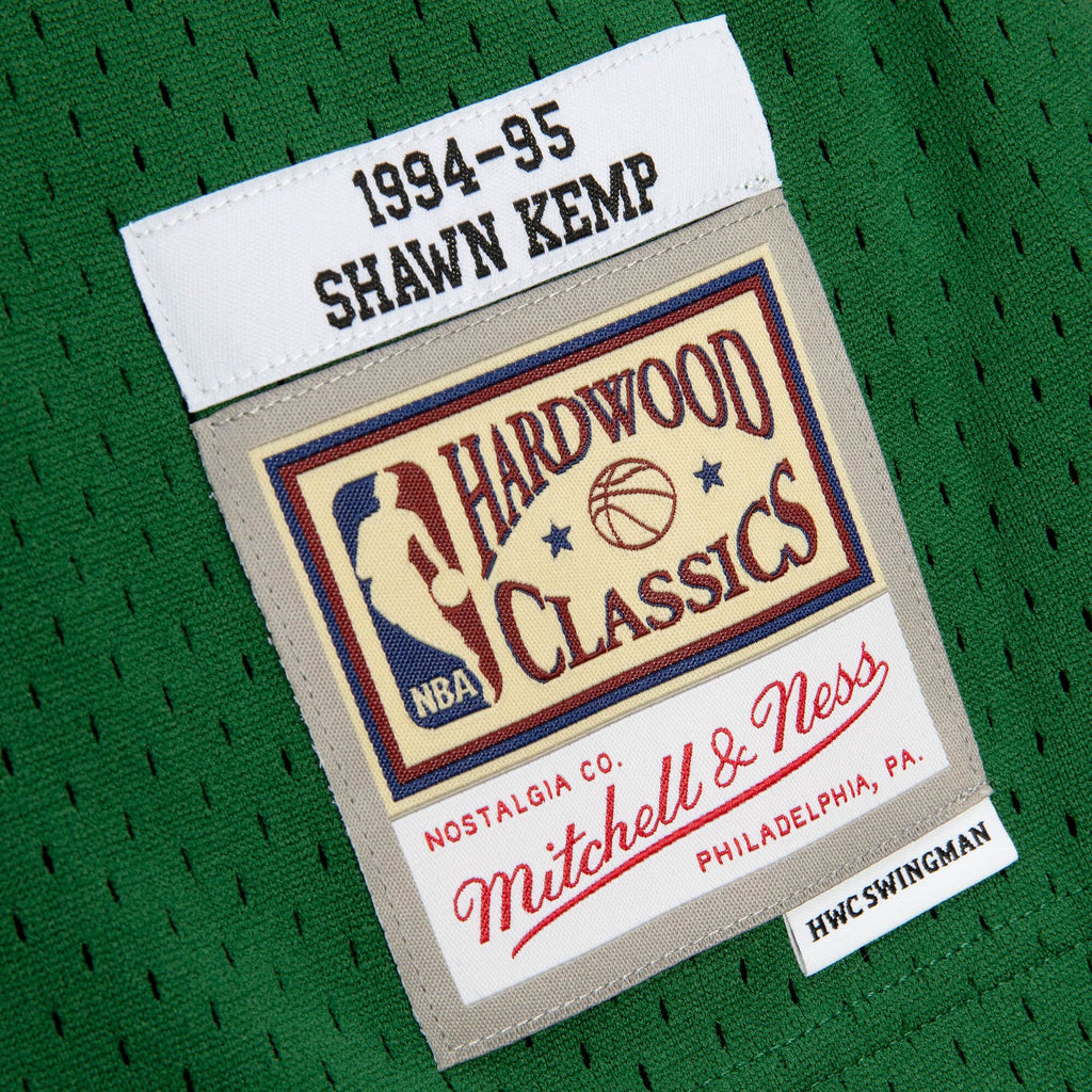 Mens Mitchell & Ness NBA Reload 2.0 Swingman Jersey Supersonics 1994 Shawn Kemp