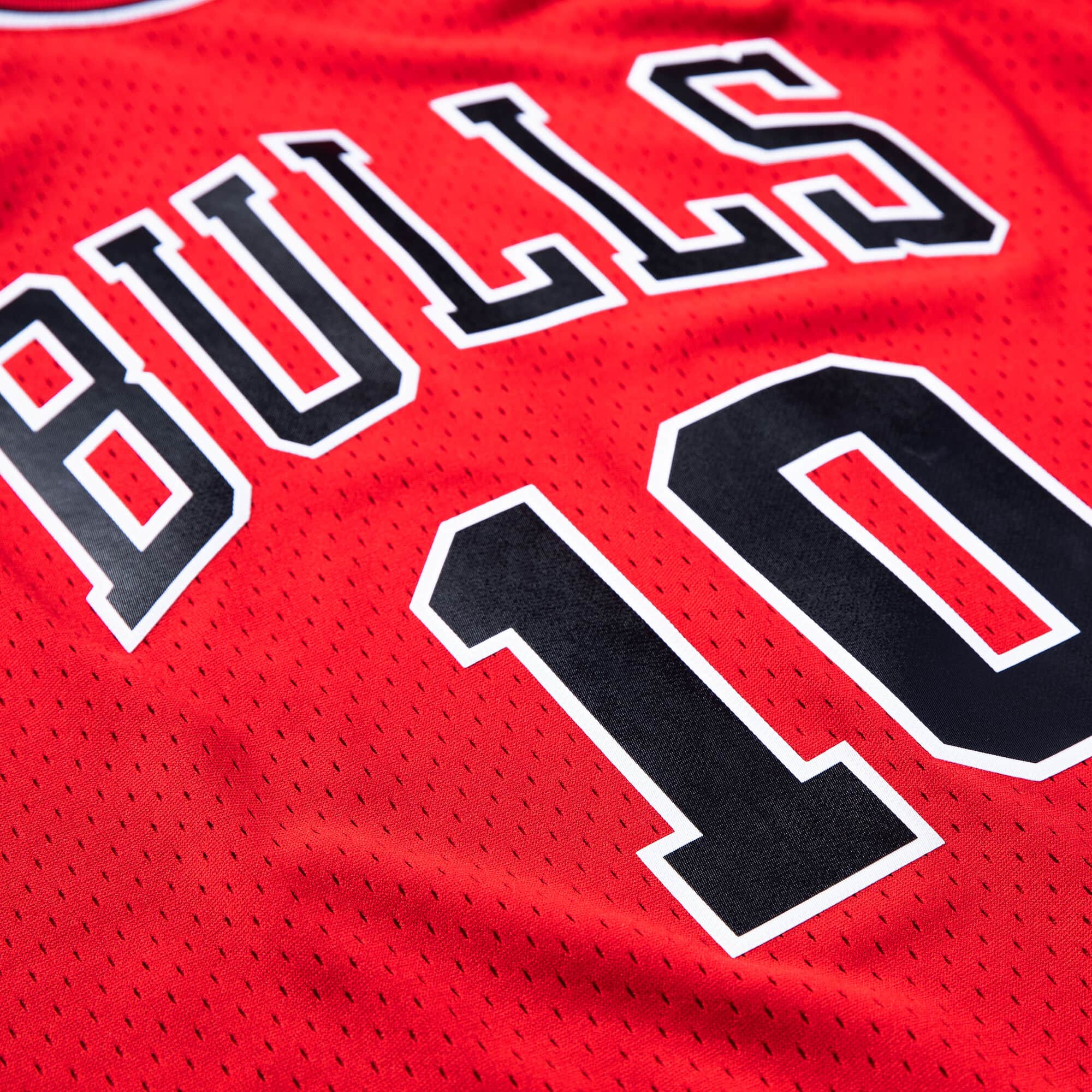 Mens Mitchell & Ness NBA Swingman Jersey 1990 Chicago Bulls BJ Armstrong