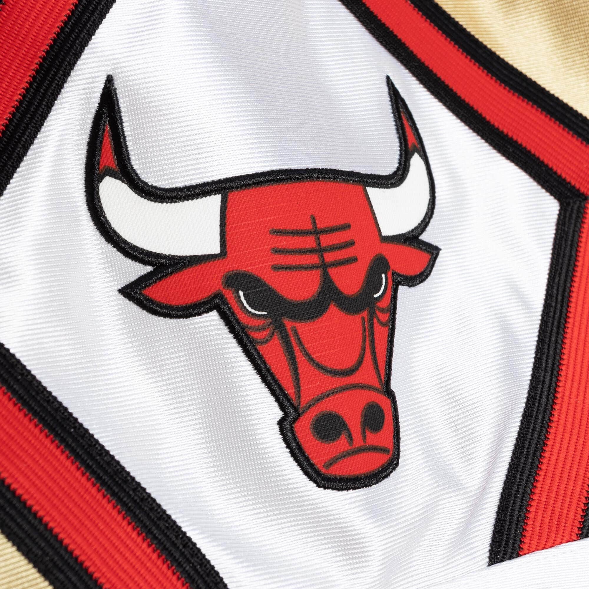 MITCHELL & NESS NBA 75TH GOLD SWINGMAN SHORTS CHICAGO BULLS 1997