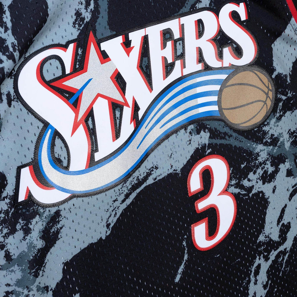MITCHELL & NESS NBA MARBLE SWINGMAN JERSEY PHILADELPHIA 76ERS 2000 ALLEN IVERSON