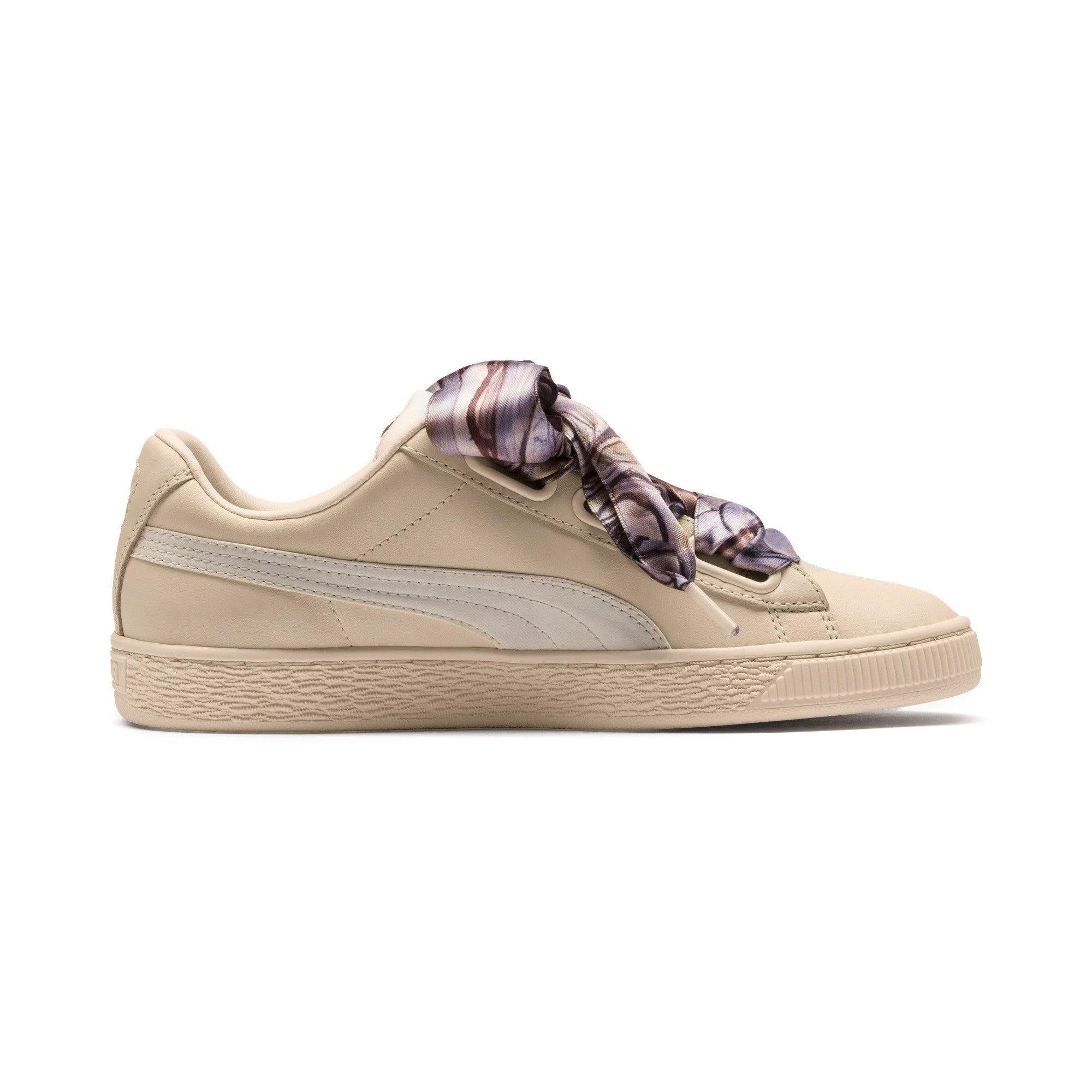 [367028-01] Womens Puma Basket Heart Mimicry - sneakAR