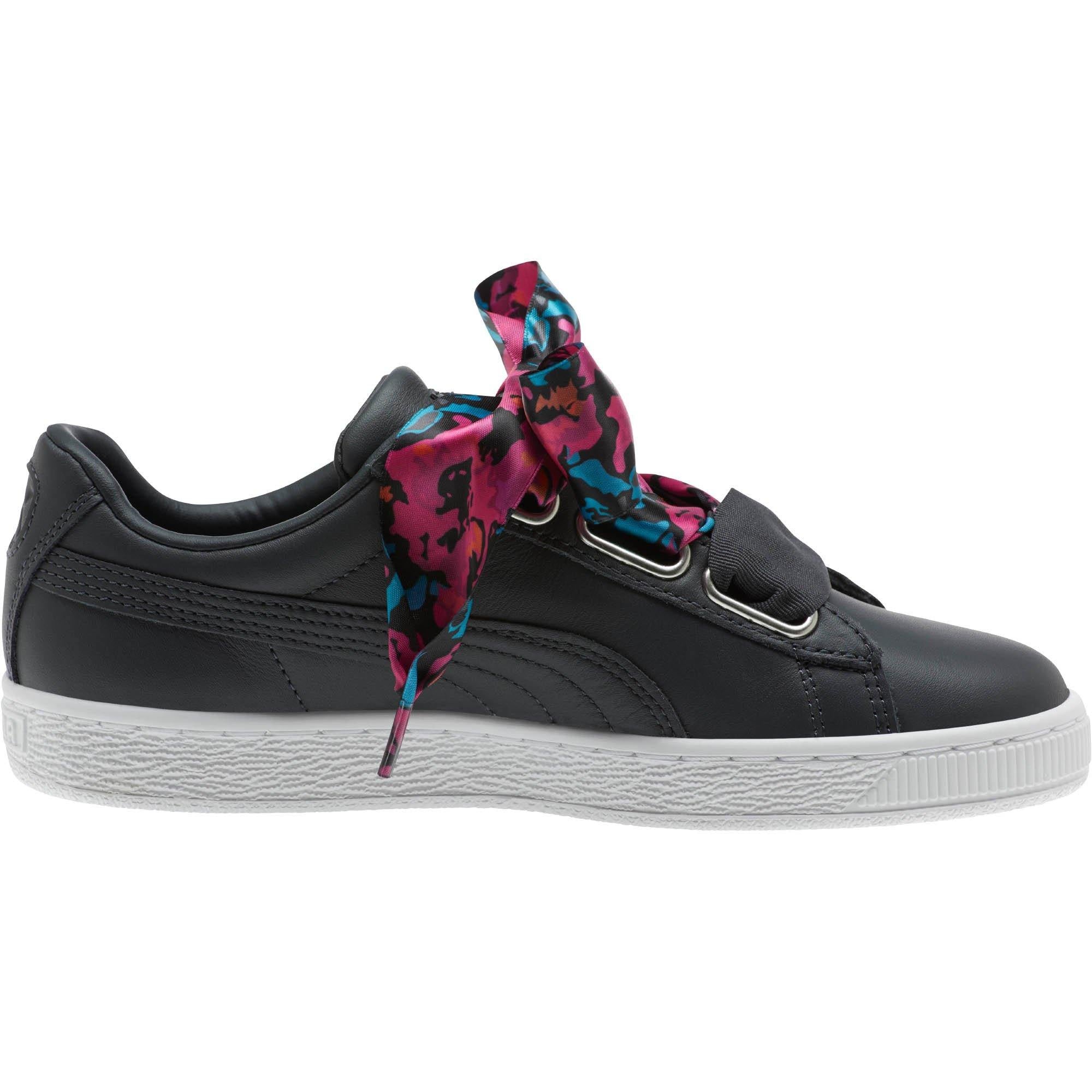 [369646-01] Womens Puma Basket Heart Wonderland - sneakAR
